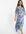Hope & Ivy - Zwangerschapskleding - Midi-jurk met contrasterende kanten pofmouwen in poederblauw met bloemen