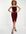 London - Midi jurk van gerimpeld en gedrapeerd fluweel met overslag in bessenkleur-Rood