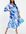 – Exklusives, gestuftes Maxi-Rüschenkleid in Blau-Bunt mit tiefem Ausschnitt vorn und Wirbelmuster-Mehrfarbig