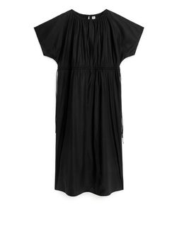 Jurk Van Lyocell Met Trekkoord Zwart Alledaagse jurken in maat 38. Kleur: Black