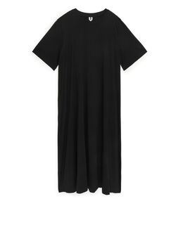 T-shirt Midi-jurk Met A-lijn Zwart Alledaagse jurken in maat S. Kleur: Black