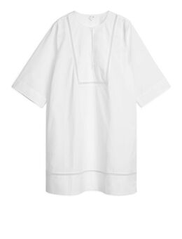 Tuniekjurk Met Borduursel Wit Alledaagse jurken in maat 44. Kleur: White
