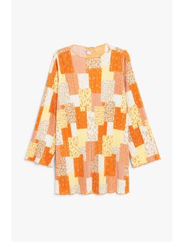 Geplooide Jurk Met Uitlopende Mouwen Oranje Patchwork Alledaagse jurken in maat S. Kleur: Orange patchwork