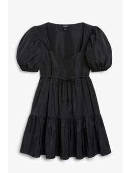 Zwarte Babydoll Jurk Met Pofmouwen Zwart Alledaagse jurken in maat XXL. Kleur: Black