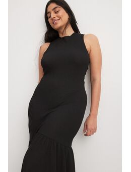 Open Back Structured Maxi Dress - Black