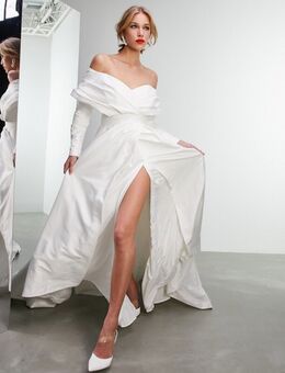Lola - Satijnen trouwjurk met structuur, blote schouders en volle rok-Wit