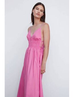 Maxi jurk met open detail roze