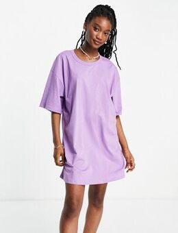Oversized t-shirt dress in violet-Purple